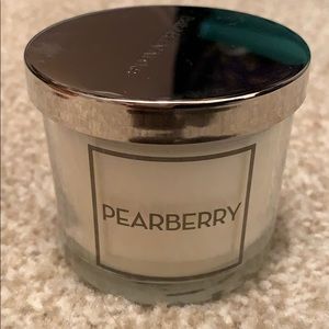 Bath & Body Works single wick Pearberry candle